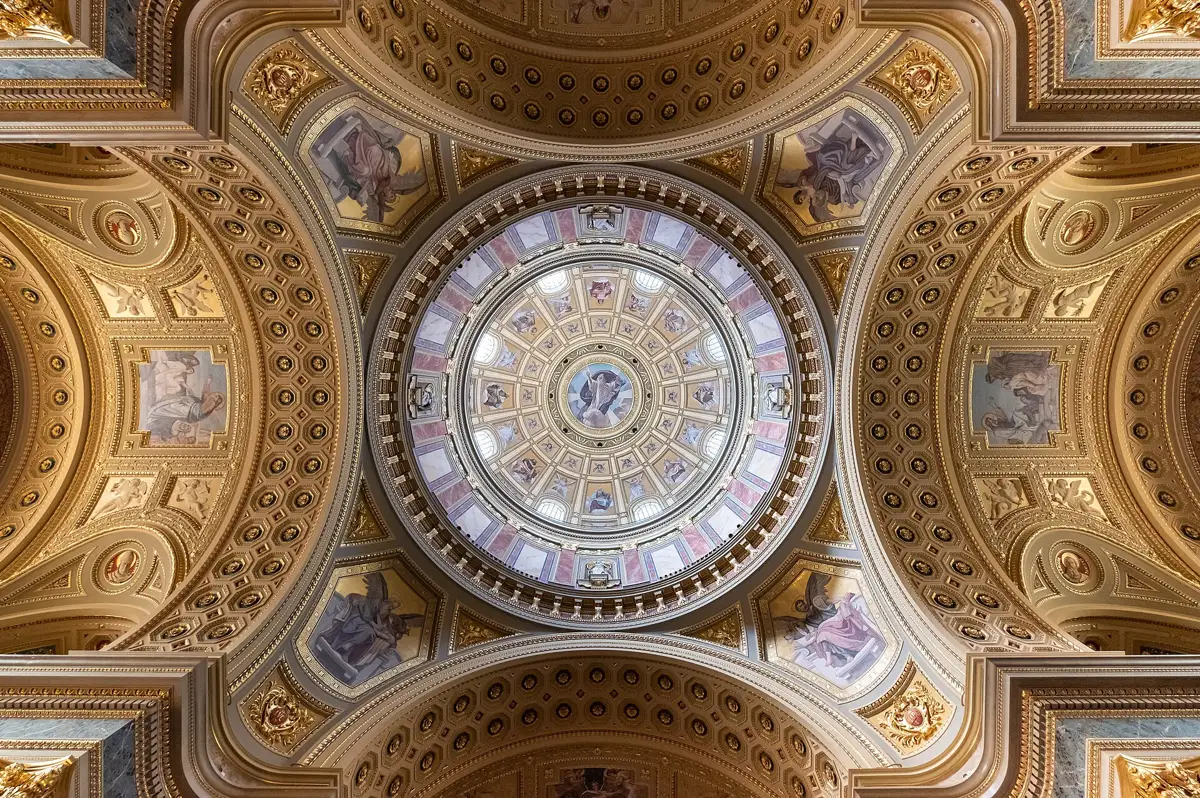 The dome inside St Stephen's Basilica, seen on the guided visit of a Budapest Christmas walking tour with Basilica entry